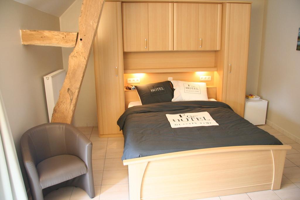 Hoeve Jadoul Gingelom Room photo